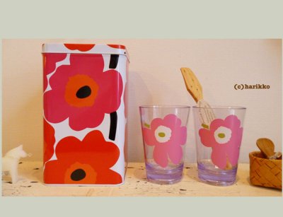 画像1: **marimekko  ウニッコ柄 プラスチックタンブラー （New）**