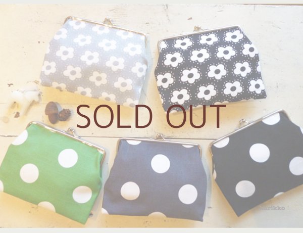 画像2: **Malin　Westberg 　小物ポーチ  小花柄（M〜L）（NEW）** (2)