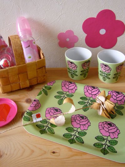 画像3: **marimekko マグカップ　2個（専用ケース付き）vihkiruusu**